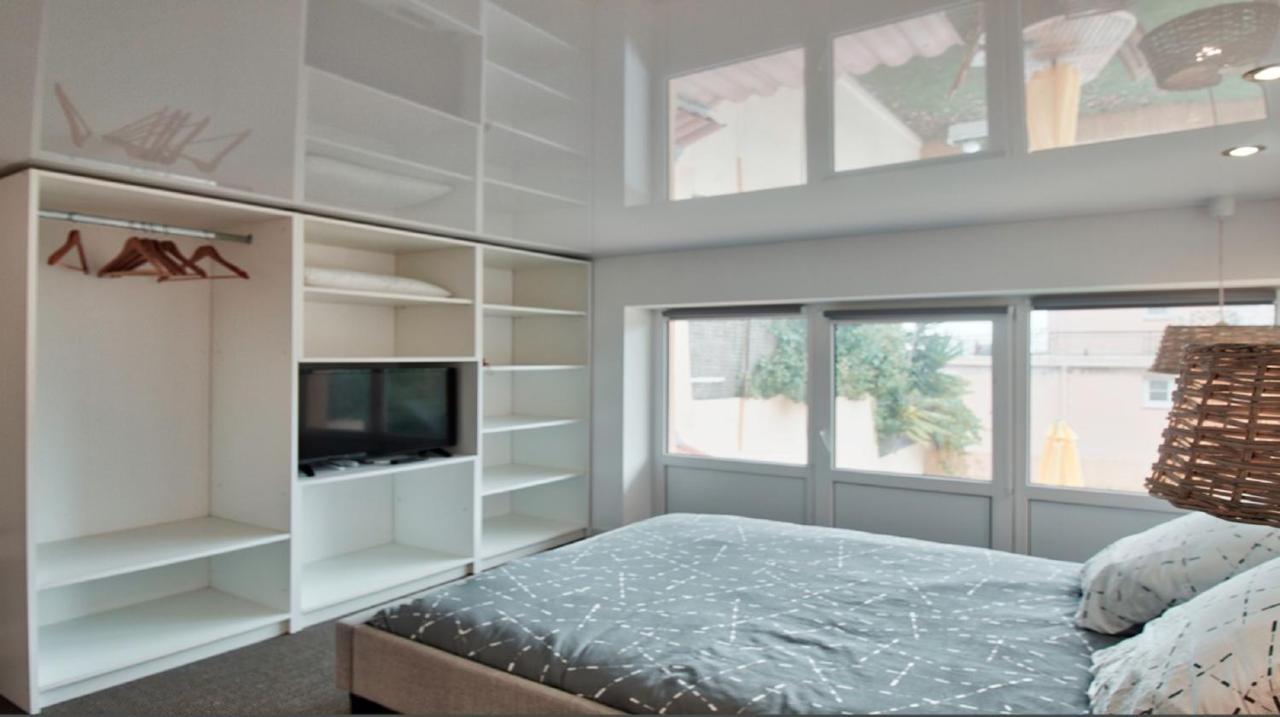 Cosy Duplex Avec 90 M2 De Terrasse Apartment Saint-Antoine  Exterior photo
